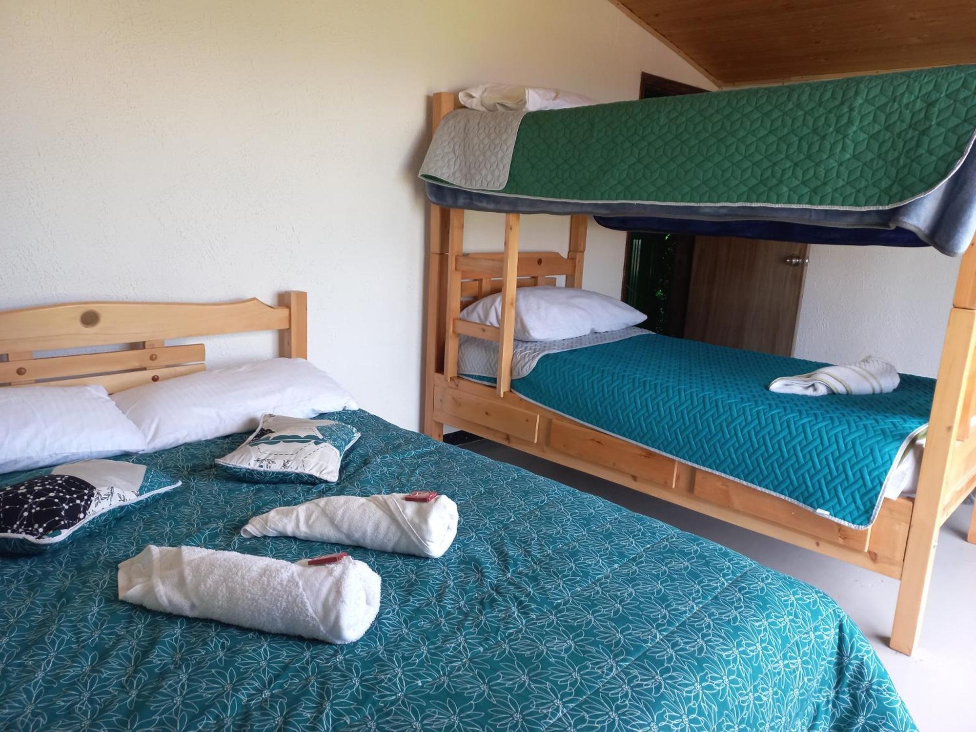 Hospedaje Y Camping Del Rio Mongui Ngoại thất bức ảnh